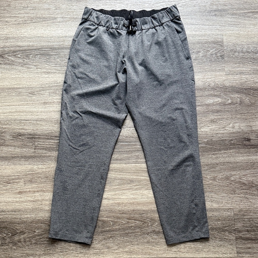 lululemon Heather Gray Drawstring Joggers 10 High rise Atheltic Pants